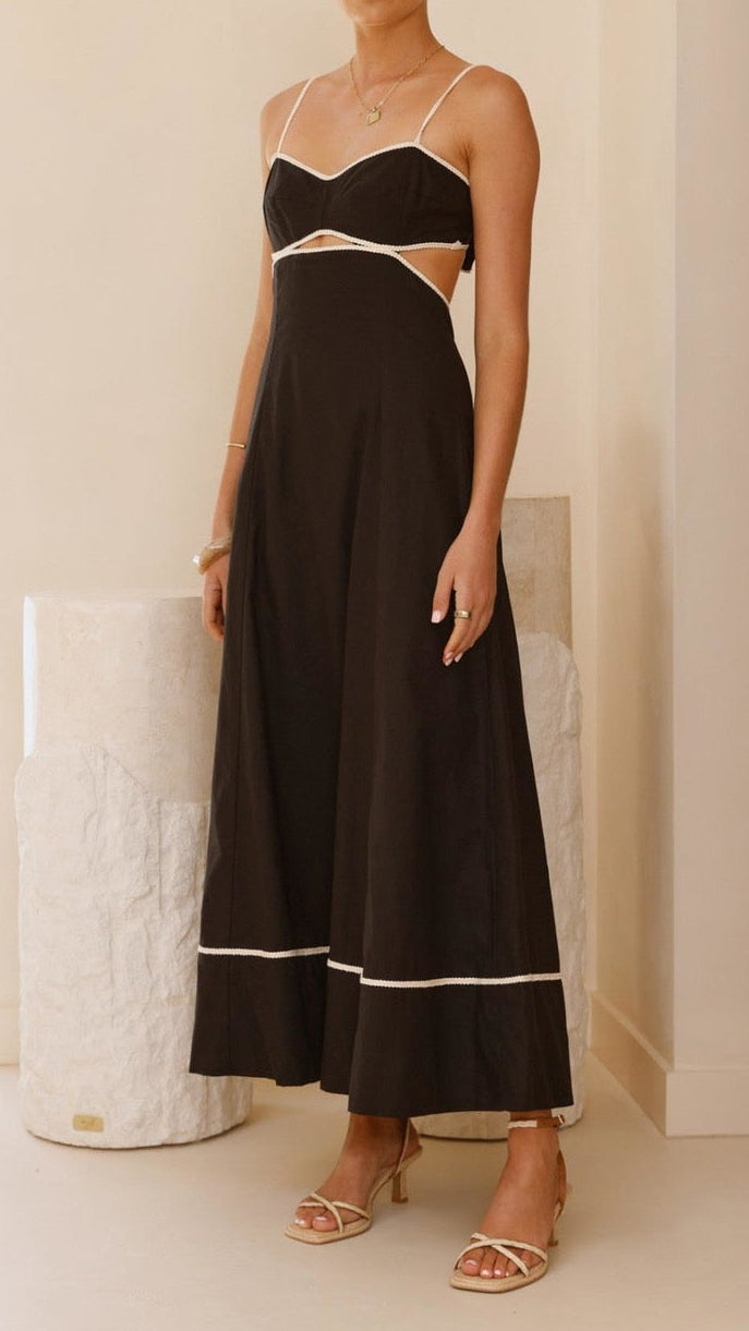 Amoura Dress