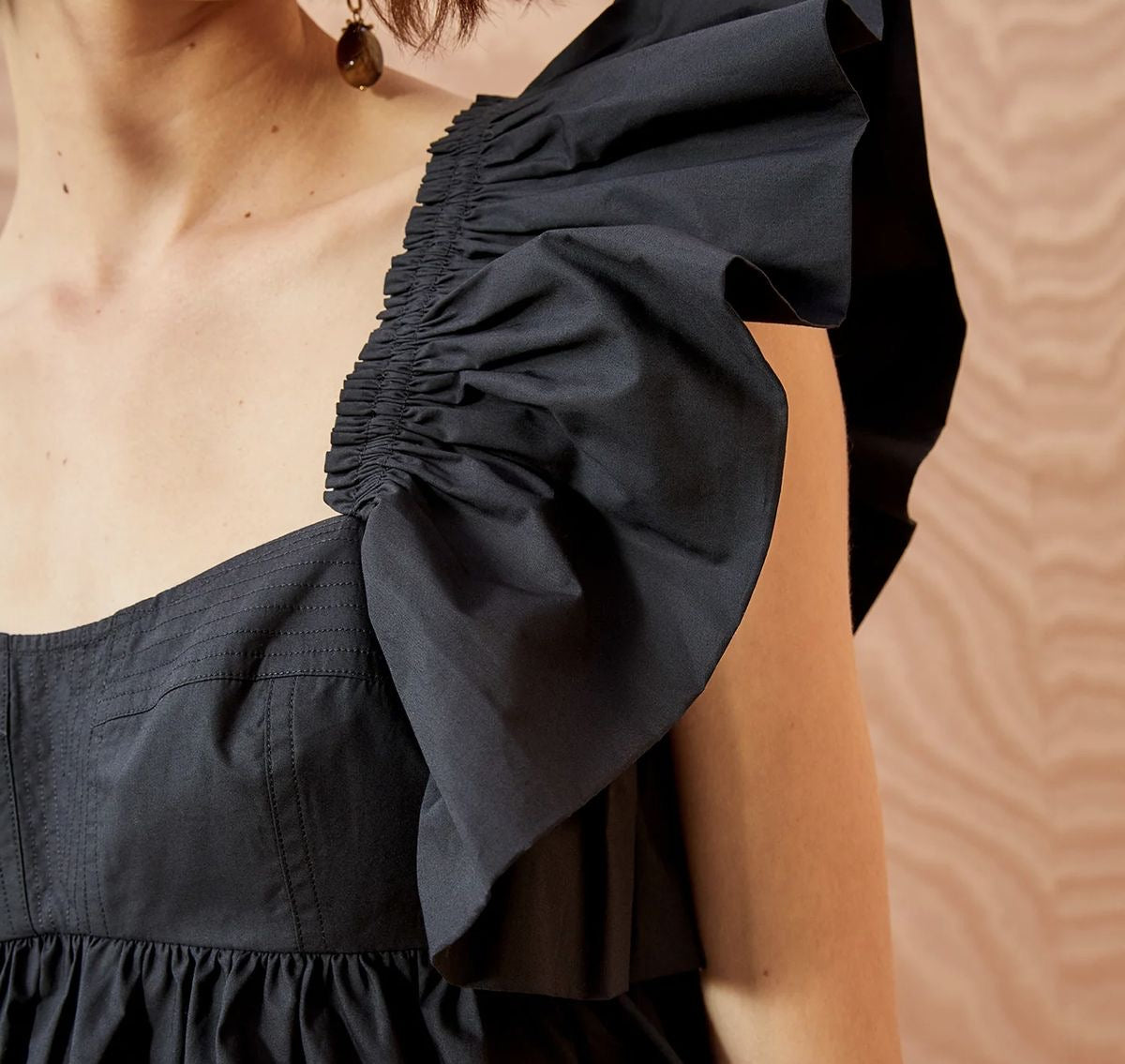Gia Black Top
