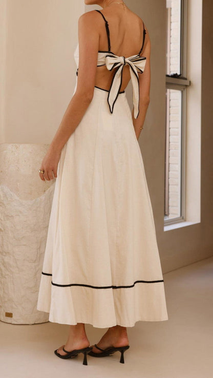Amoura Dress