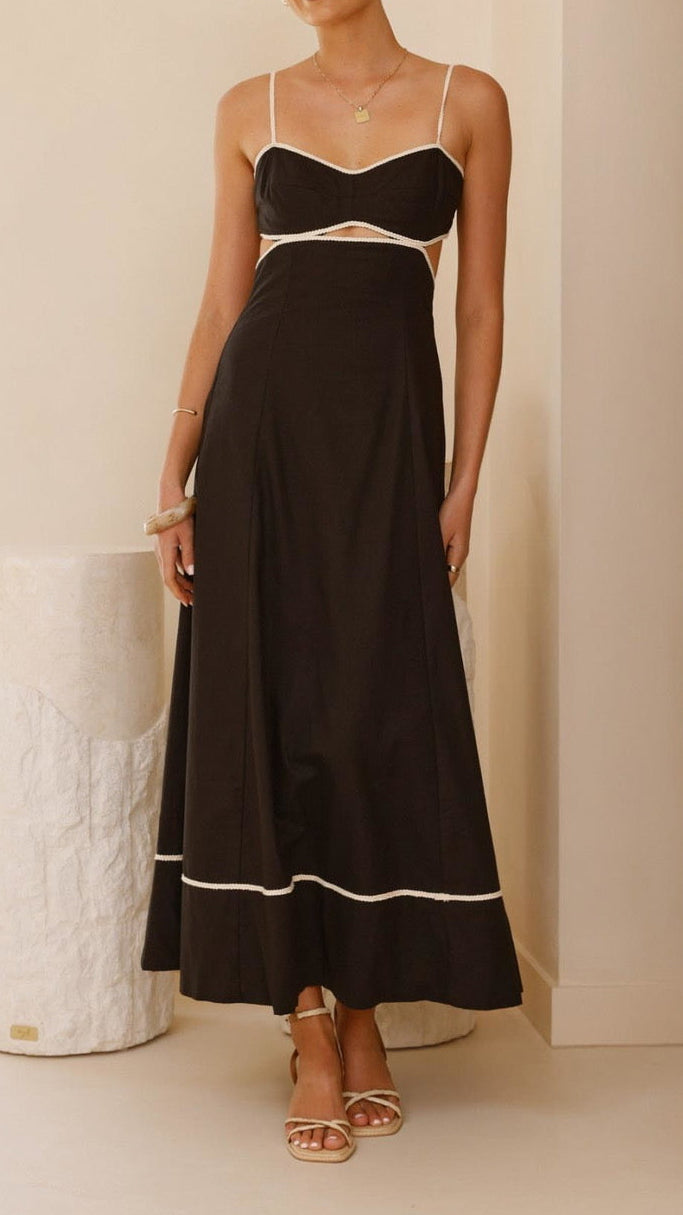 Amoura Dress