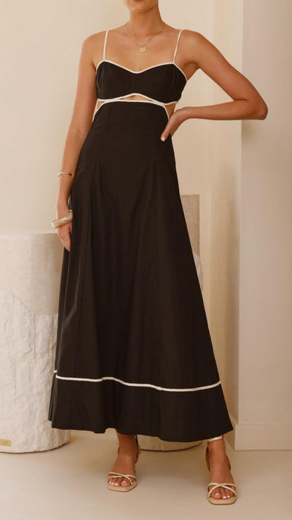 Amoura Dress