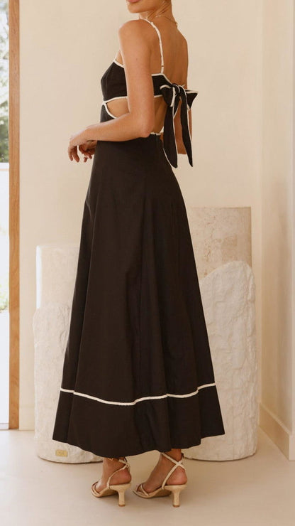Amoura Dress