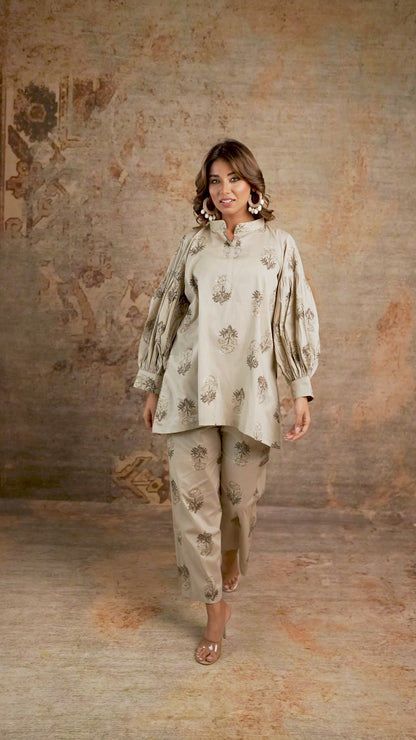 Elegant Beige Coord Set With Relaxed Sleeves